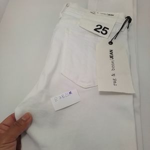 NEW Rag & Bone White Skinny Jean.